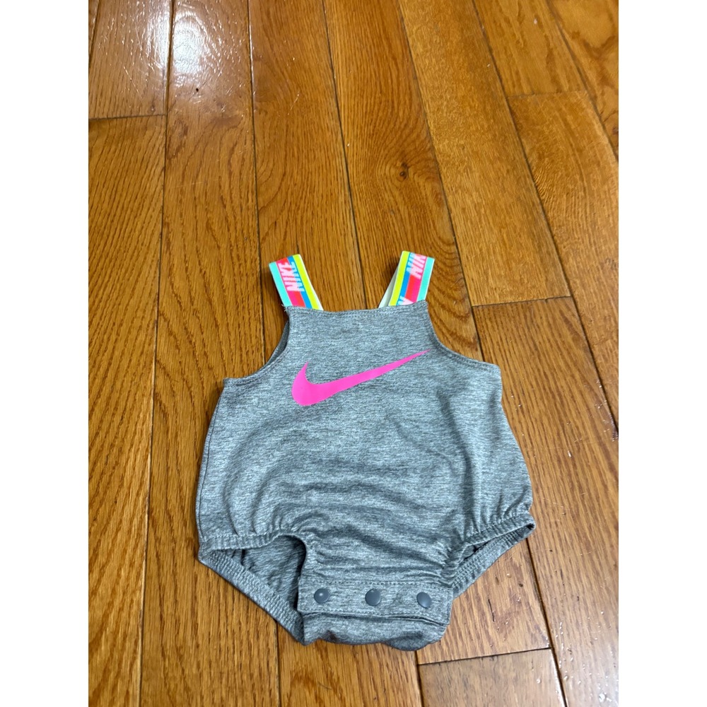 NWOT Nike Dri-FIT Baby Gray Heather Bodysuit Neon Rainbow Logo Straps Newborn